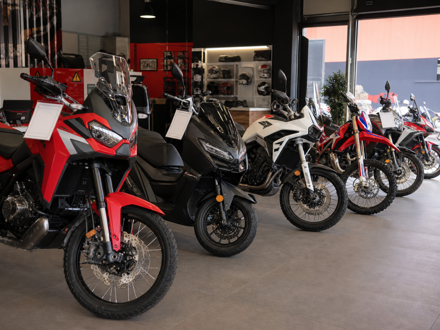 Motos nuevas en exposición